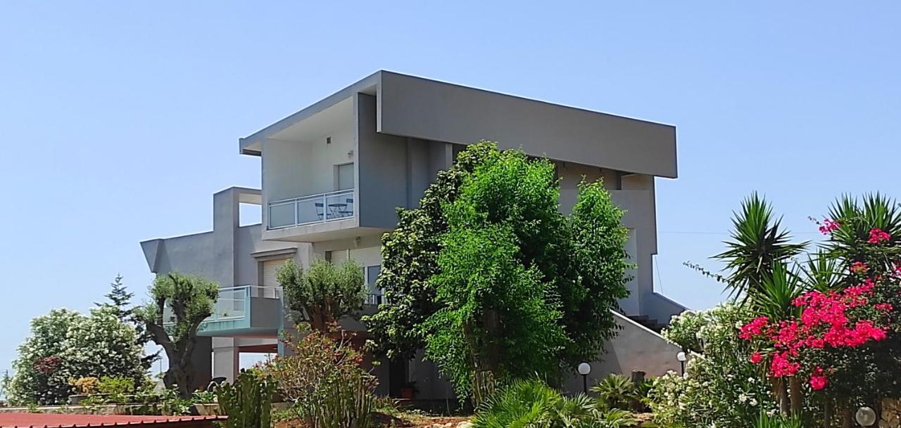 Villa Orizzonte Sullo Jonio أفولا المظهر الخارجي الصورة