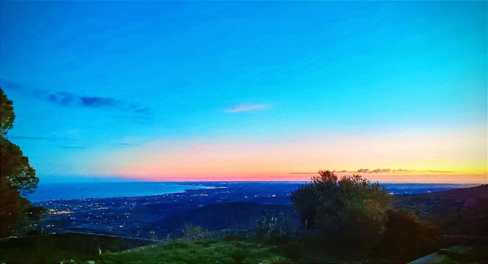 Villa Orizzonte Sullo Jonio أفولا المظهر الخارجي الصورة
